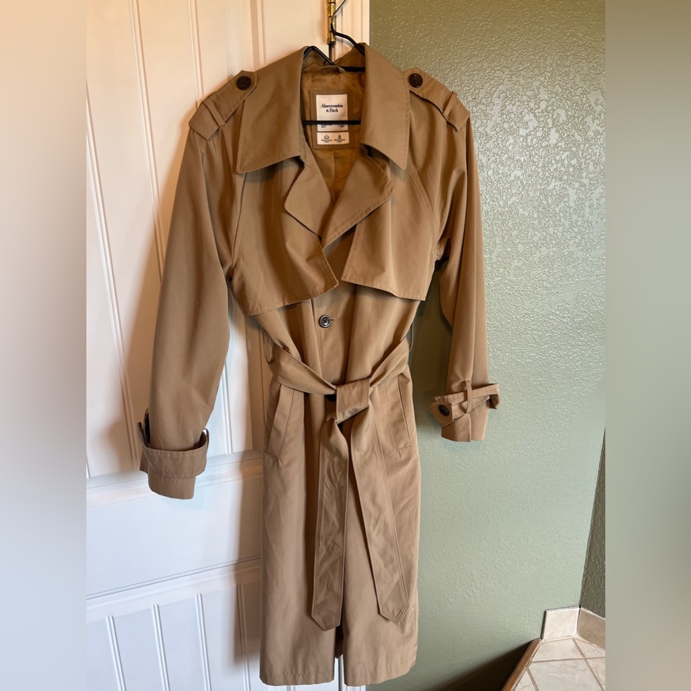 Abercrombie & Fitch Tan Trench Coat